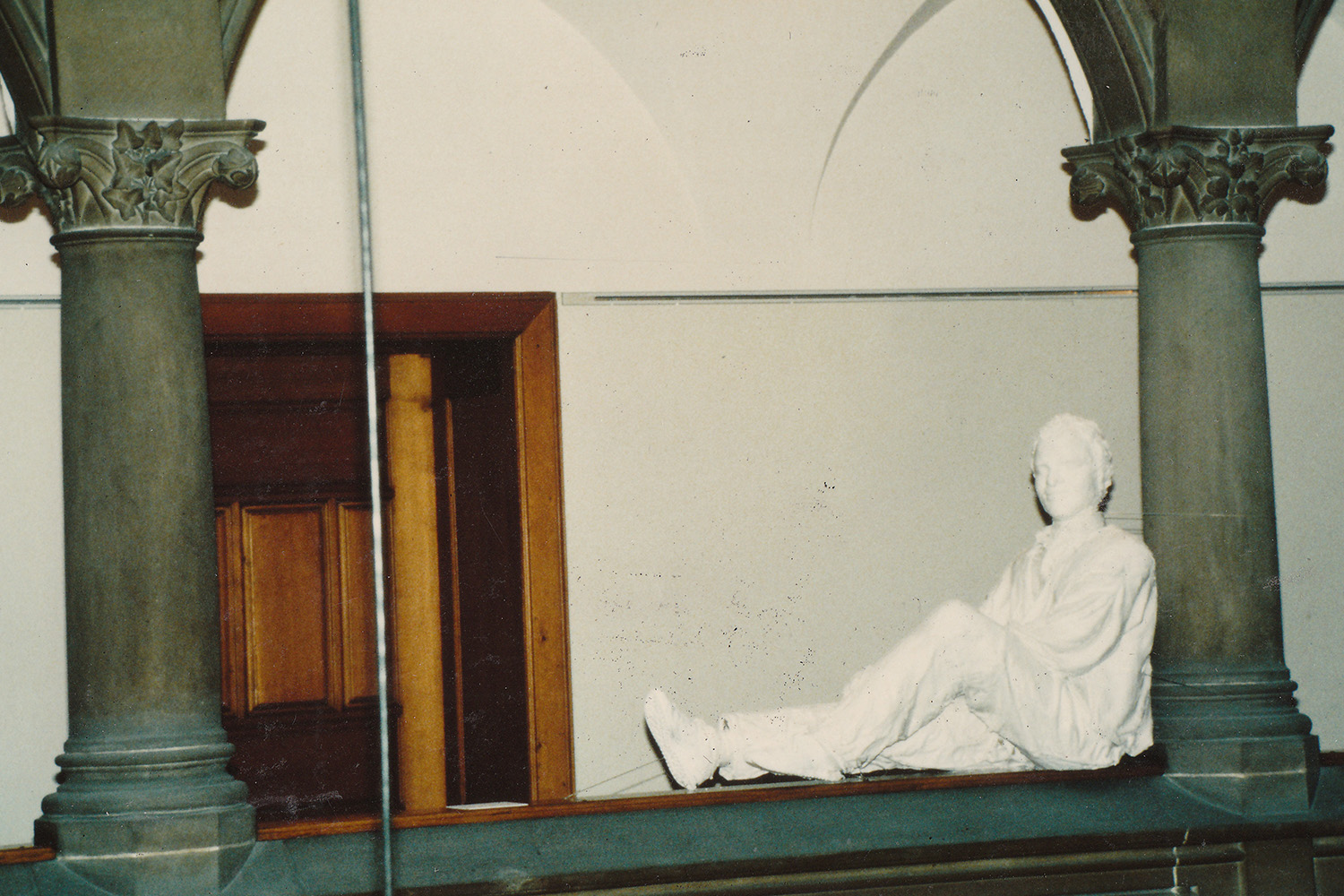 Gipsfiguren als dekorative Gestaltung